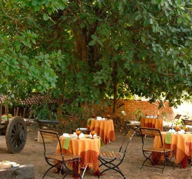 Mahua Kothi Hotel Tāla Exterior foto